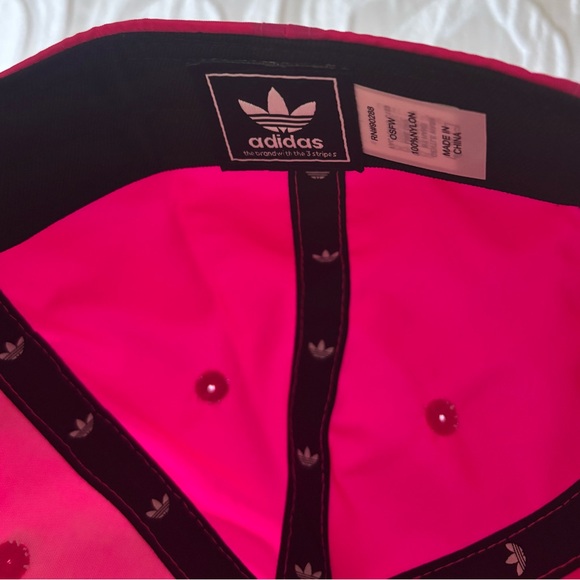 NWOT Adidas Women’s Nylon Bright Pink Hat - Picture 4 of 4